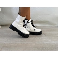 Bota cordones blanca