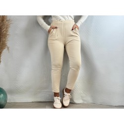 Pantalón licra pinza beige