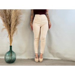 Pantalón pinza licra beige