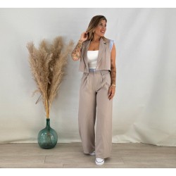 Traje rayas taupe