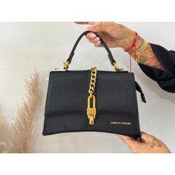 Bolso B