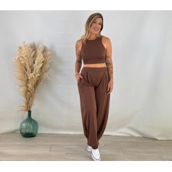Conjunto jogger marrón