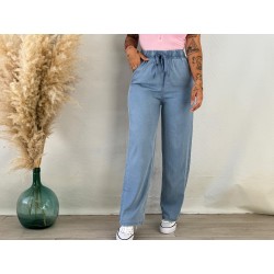 Pantalón vaquero suave...