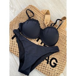 Bikini cascos volantes...
