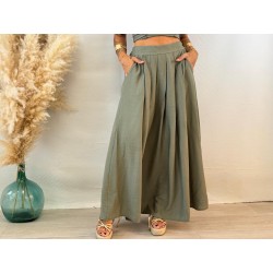 Falda capa pliegues verde