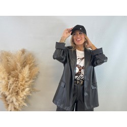 Blazer polipiel negra
