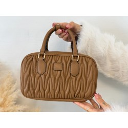Bolso camel