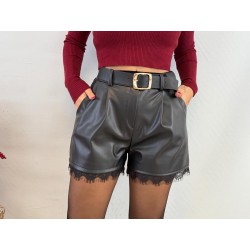 Pantalón polipiel encaje