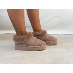 Zuecos pelos taupe