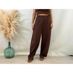 Pantalón costuras sport marrón