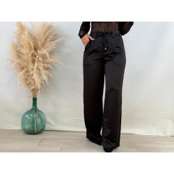 Pantalón satinado negro