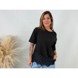 Camiseta encaje negra