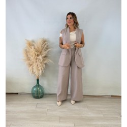 Traje chaleco taupe