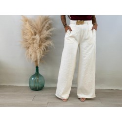 Pantalón satinado cinturón...