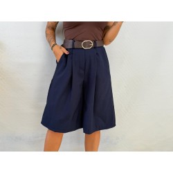 Bermudas cinturón azul marino
