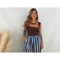 Camiseta basic marrón