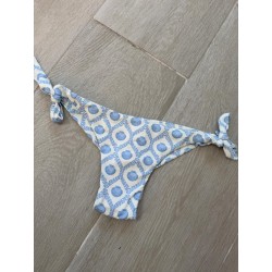 Braga bikini brasileña concha