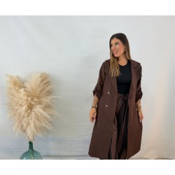 Gabardina marrón