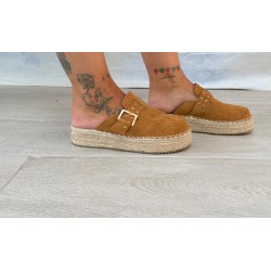 Zuecos camel