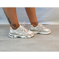 Zapatillas cámara beige