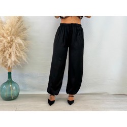 Pantalón jogger satinado negro