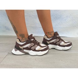 Tenis NB marrón